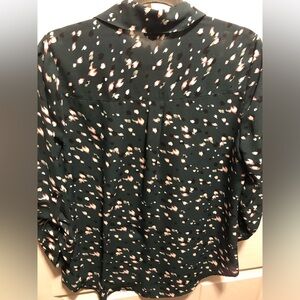 IZ large green blouse